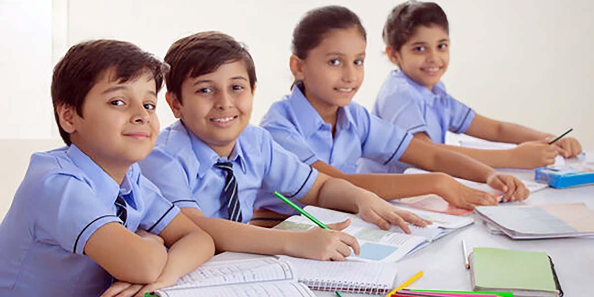 Unit-3: Saikat’s family, Lesson-1-2-এর ১টি প্রশ্ন ও উত্তর, ৩য় পর্ব, পঞ্চম শ্রেণির ইংরেজি